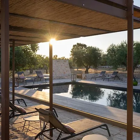 Willa Casa Badra - Elegant 5br In Puglia