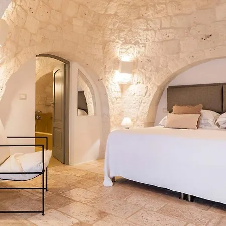 Willa Casa Badra - Elegant 5br In Puglia *